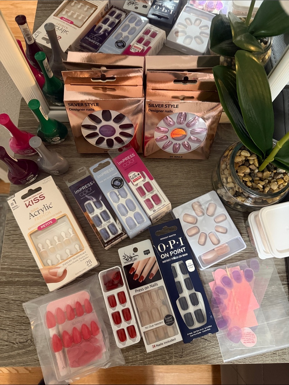 Assorted Press On Nails